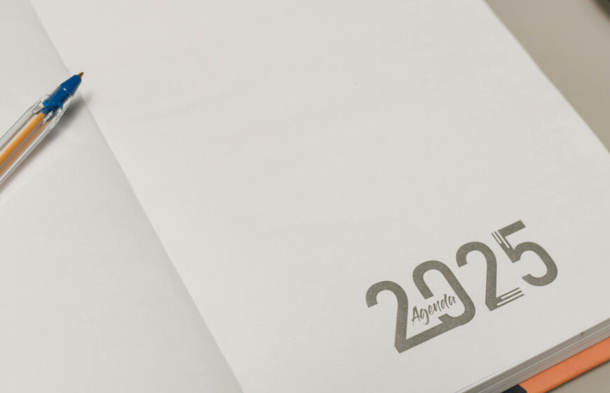 2025 agenda with a pen on desk